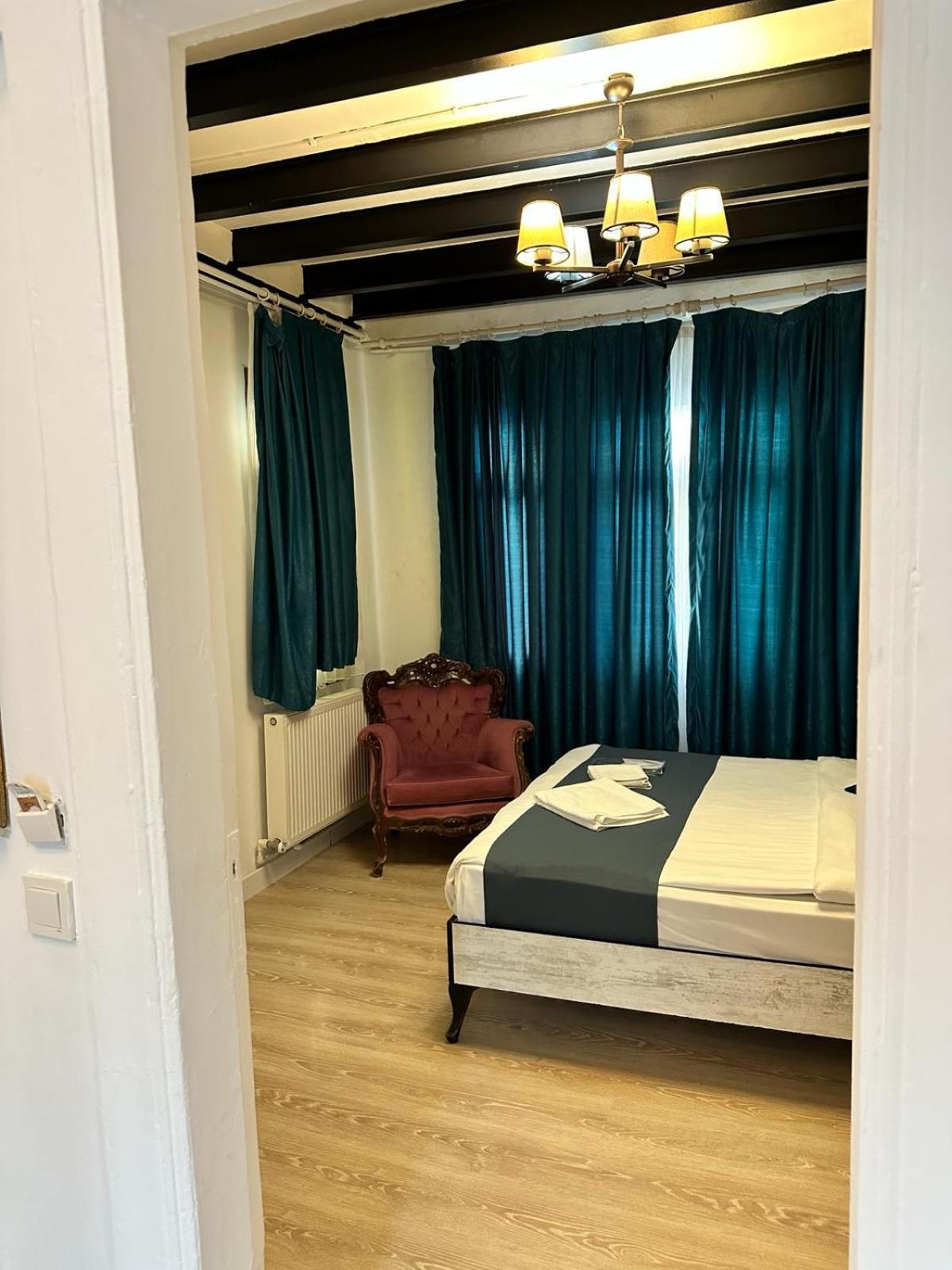 Volgarika Flats Hotel *